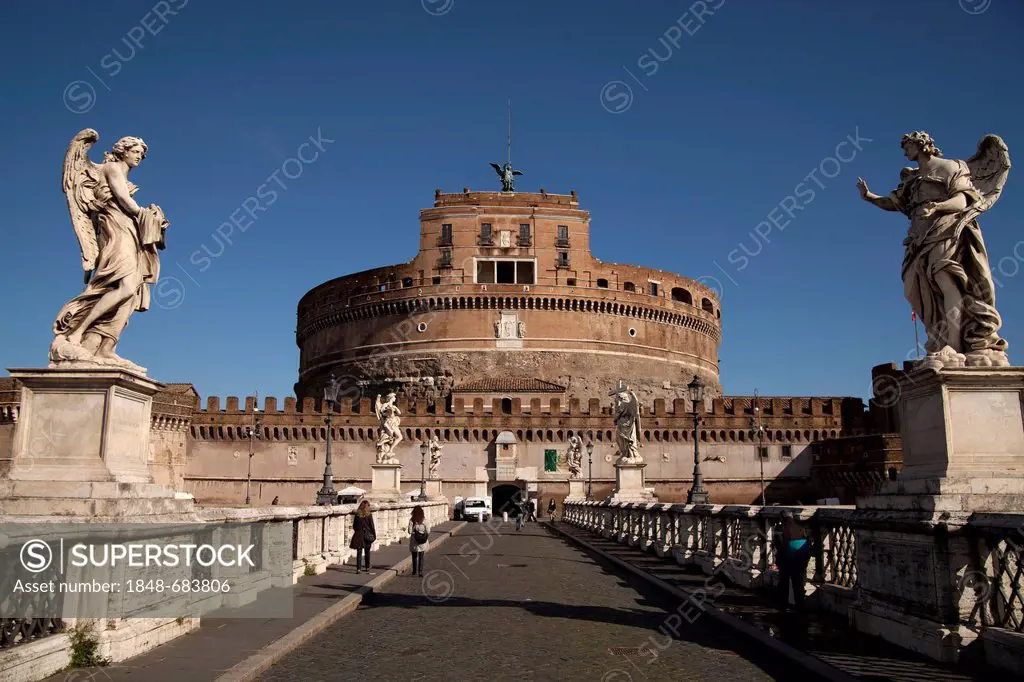 Castel Sant'Angelo and Ponte Sant'Angelo bridge with the angels by Bernini in Rome, Italy, Europe