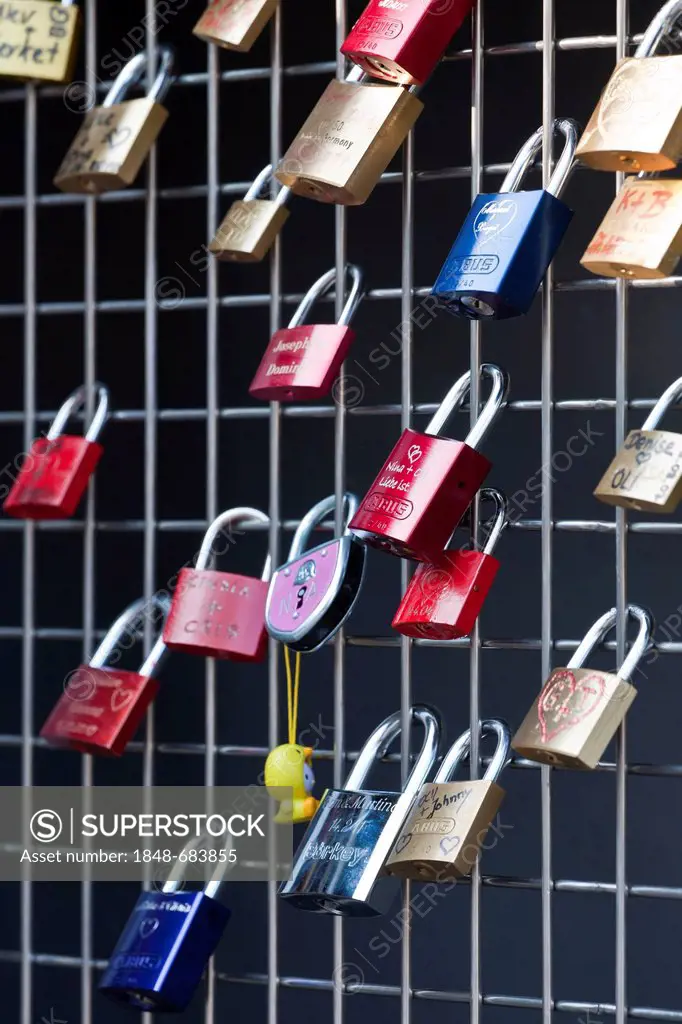Love locks for lovers on the Goetzenturm-Bruecke bridge, Heilbronn, Baden-Wuerttemberg, Germany, Europe