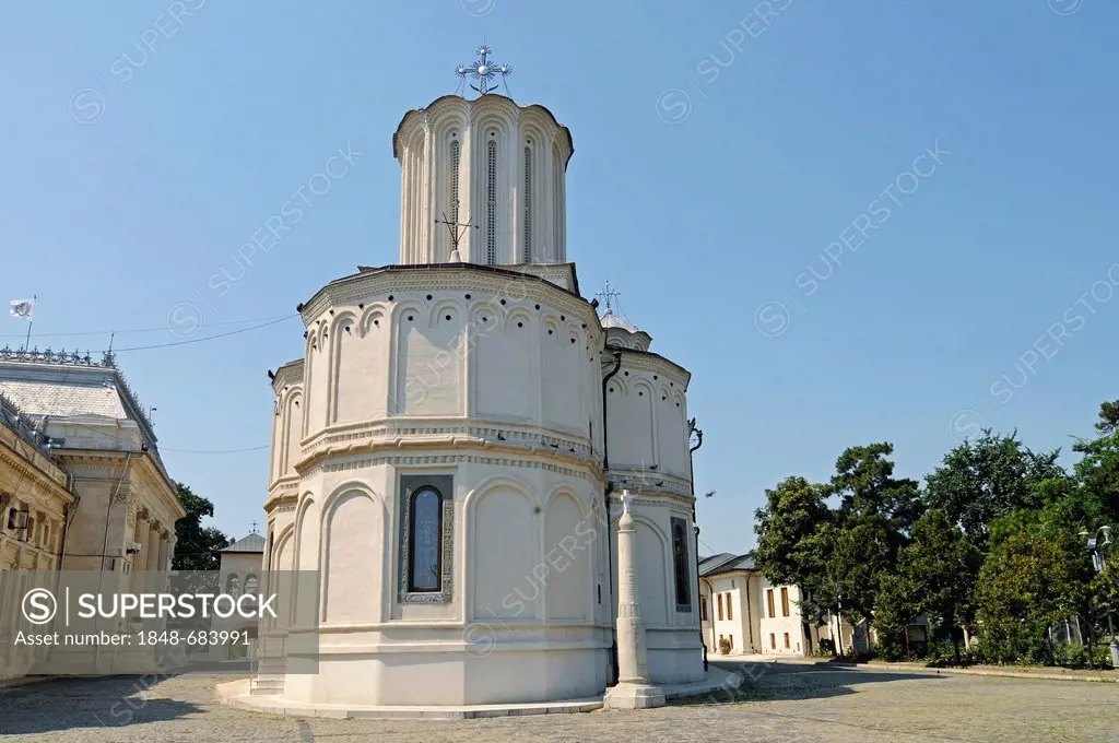 Palace and Church of the Patriarch, Romanian Orthodox Church, Bucharest, Romania, Eastern Europe, PublicGround