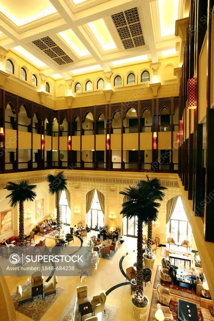 Lobby, Shangri-La Hotel, Qaryat Al Beri, Abu Dhabi, United Arab Emirates, Middle East