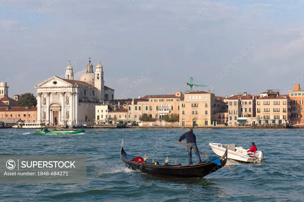 Fondamenta Zattere waterfront, Dorsoduro district, Venice, Veneto, Italy, Southern Europe