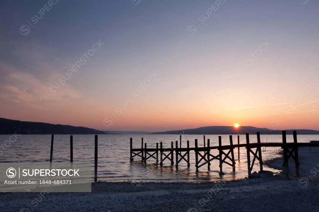 Jetty sunset, Reichenau island, UNESCO World Heritage Site, Landkreis Konstanz county, Baden-Wuerttemberg, Germany, Europe