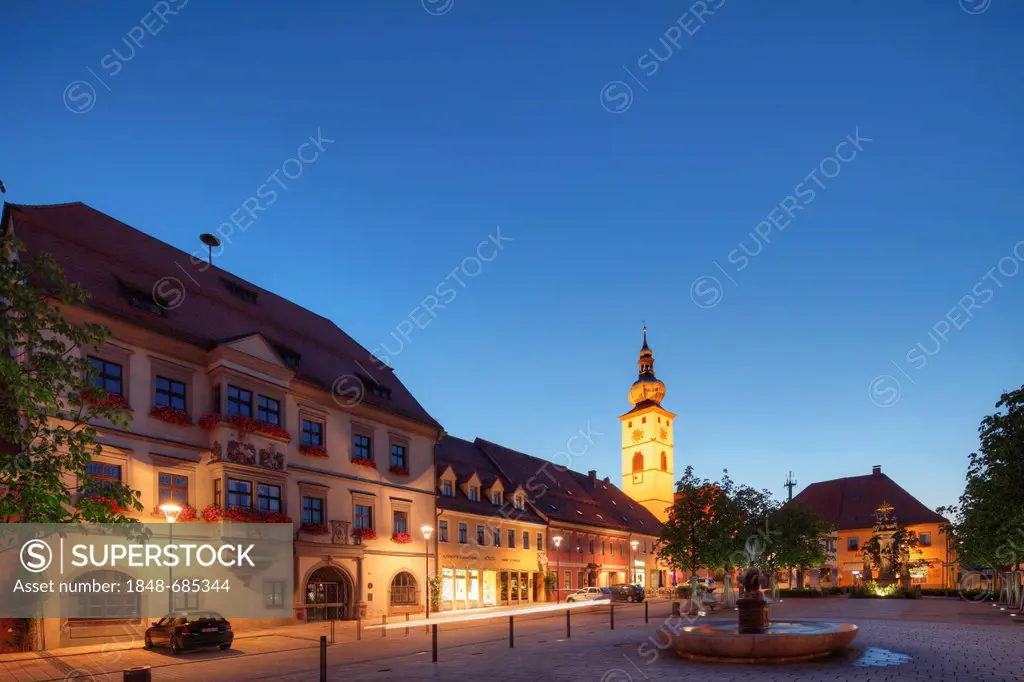 Town hall, Parish Church of Mariae Himmelfahrt, Maximiliansplatz square, Tirschenreuth, Upper Palatinate, Bavaria, Germany, Europe, PublicGround
