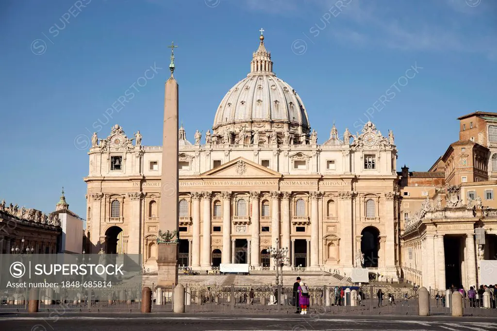 St. Peter's Square and St. Peter's Basilica, Rome, Italy, Europe