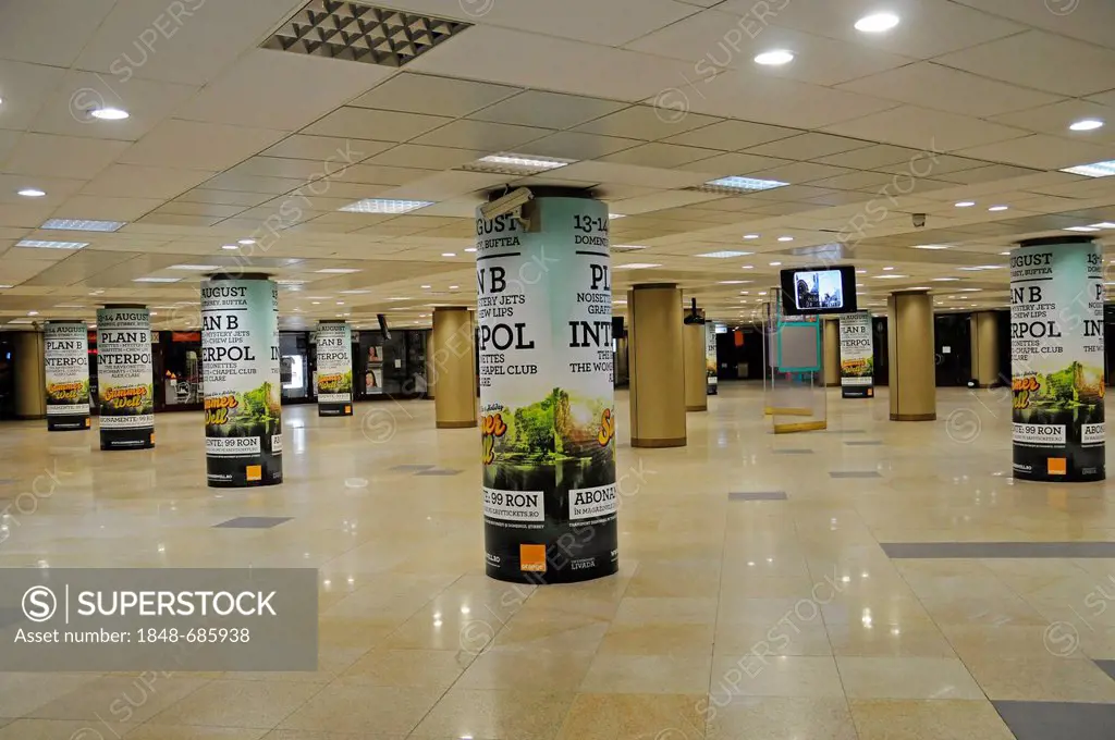 Subway for pedestrians, metro, University metro station, Bucharest, Romania, Eastern Europe, Europe