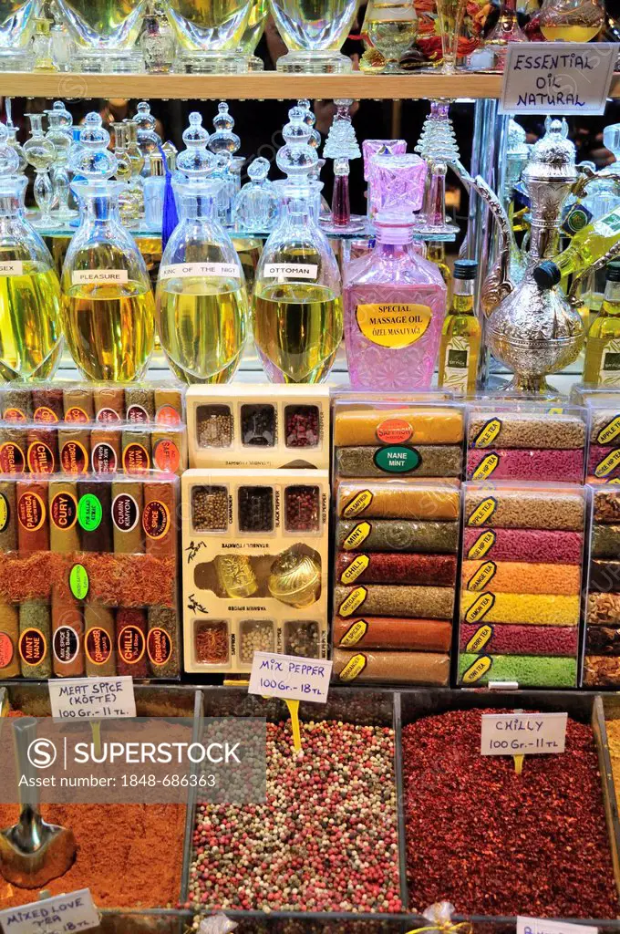Display of a business in the Spice Bazaar, spices, perfume, Istanbul, Turkey, Europe