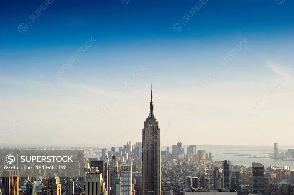 View from the Rockefeller Center with the Empire State Building, Manhattan, New York, USA