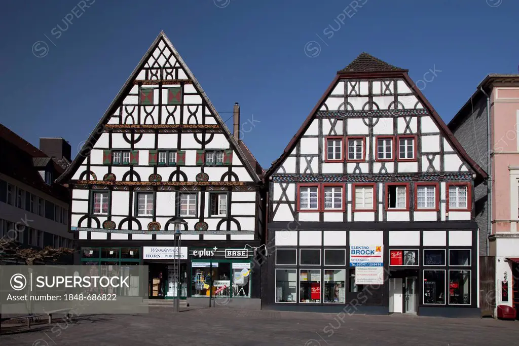 Half-timbered houses, Alter Markt square, Unna, Kreis Unna county, Ruhrgebiet area, North Rhine-Westphalia, Germany, Europe