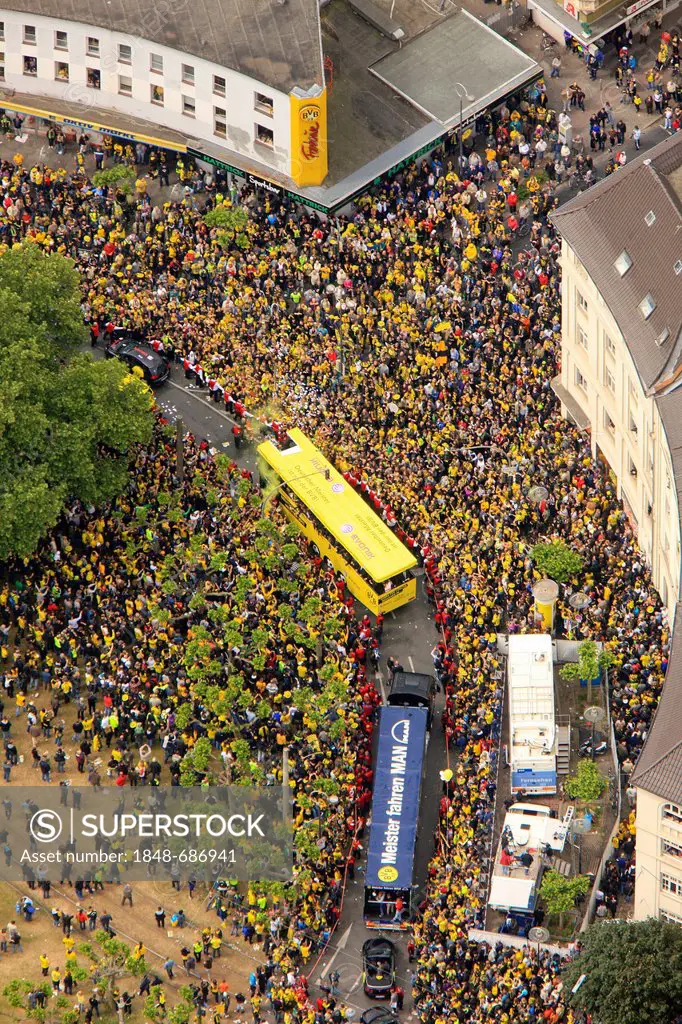 Aerial view, Borsigplatz square, motorcade to celebrate the team of the BVB, Borussia Dortmund, after winning the German Bundesliga 2011, Dortmund, Ru...