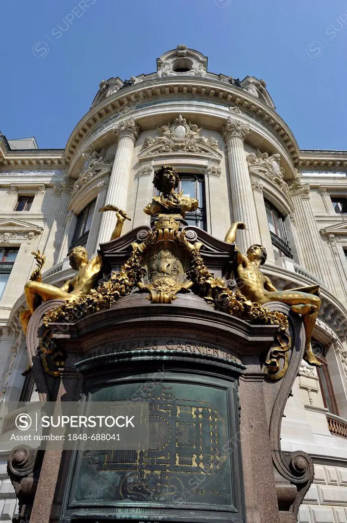 Homage to architect Charles Garnier on the back of the Opéra Palais Garnier opera house, Paris, France, Europe