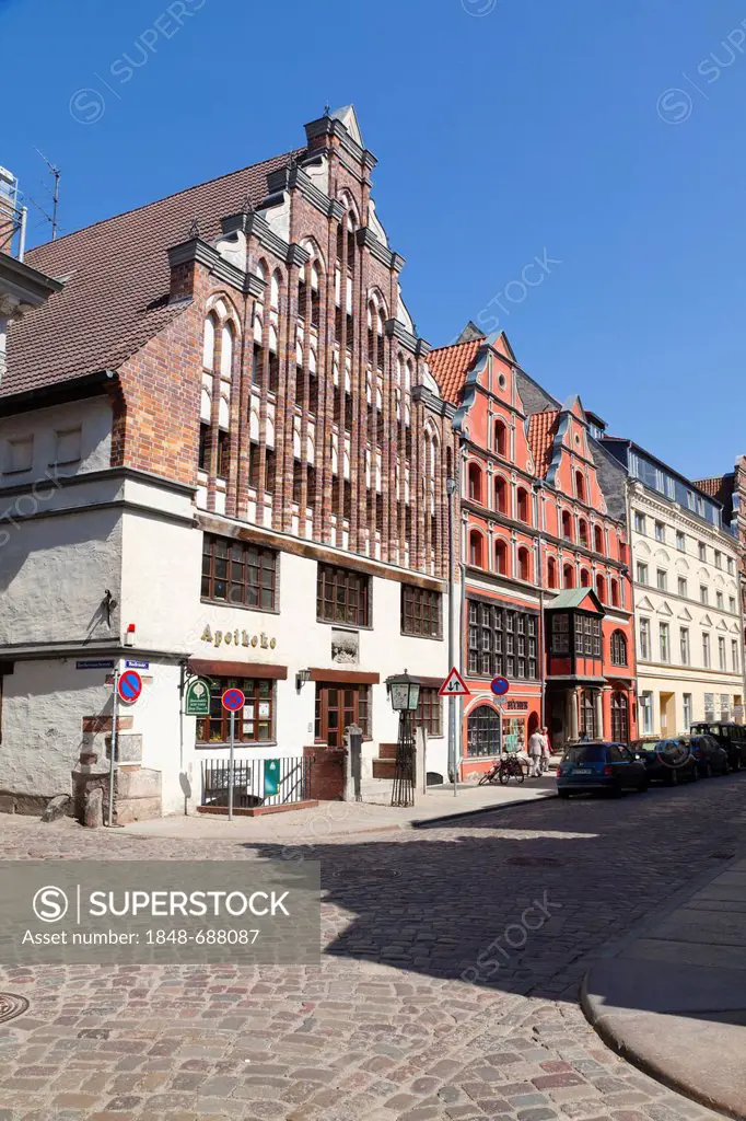 Gabled buildings on Badenstrasse, Stralsund, Mecklenburg-Vorpommern, Germany, Europe