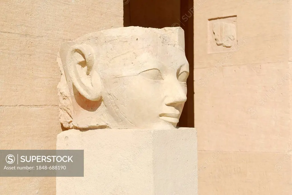Statue, mortuary temple of Pharaoh Hatshepsut, western Thebes, Deir el-Bahari, Luxor, Nile Valley, Egypt, Africa