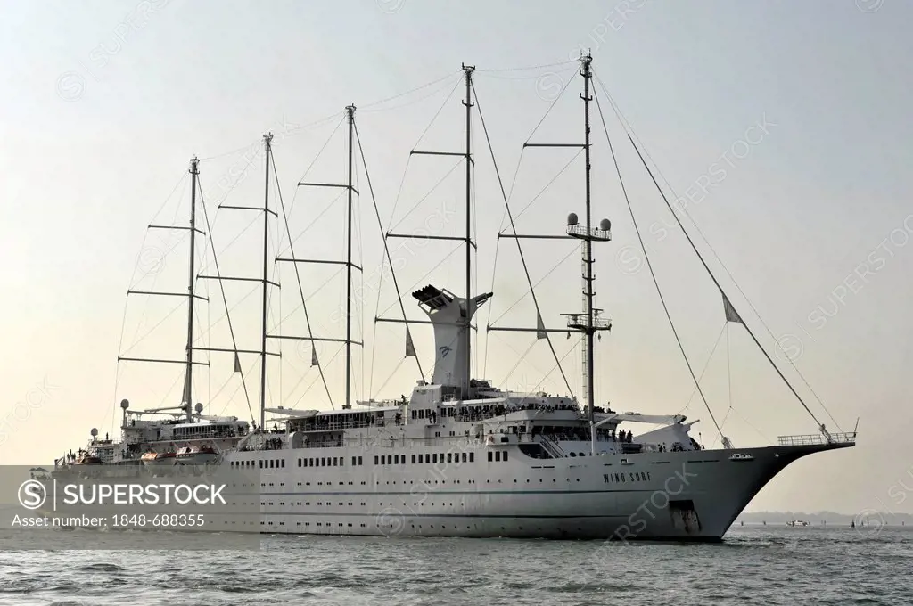 Wind surf, a cruise ship built in 1990, 188m, 312 passengers, approaching the harbour, Venice, Veneto region, Italy, Europe