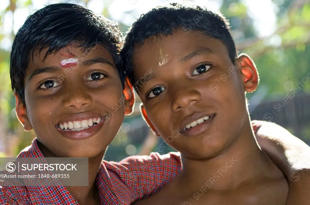 Two boys, portrait, Calicut, also known as Kozhikode, Kerala, southern India, India, Asia