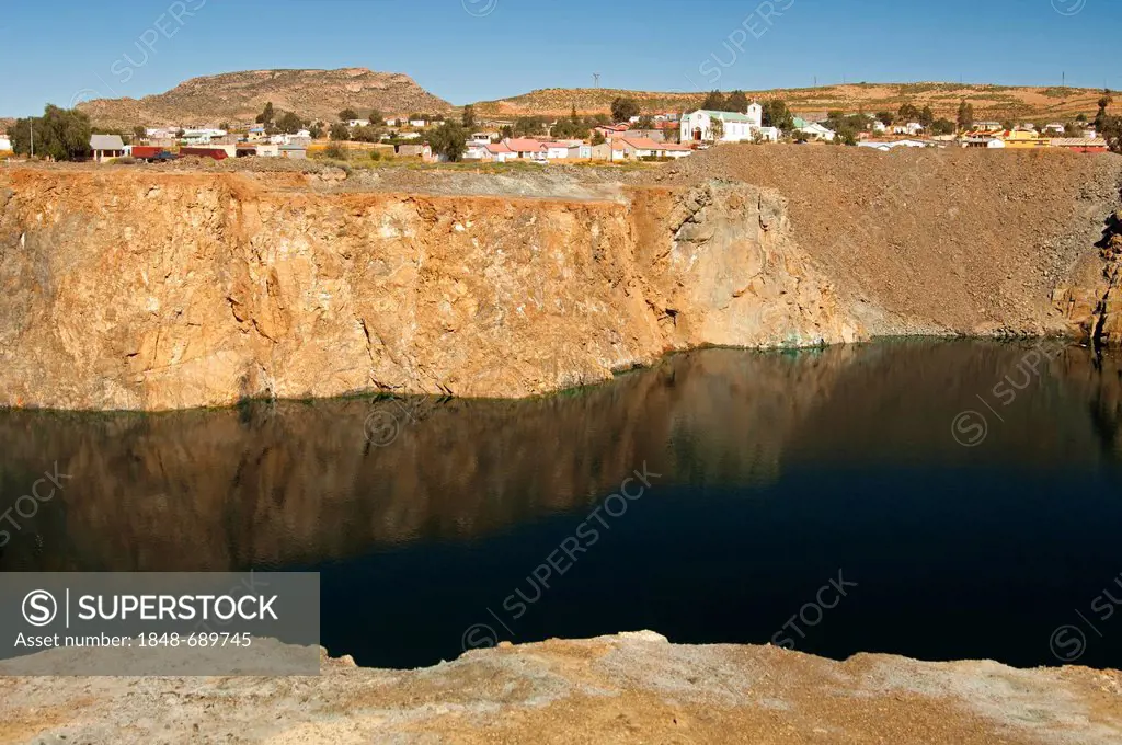 Water-filled hopper or collapsed shaft of a copper mine, Okiep, Northern Cape Province, South Africa, Africa
