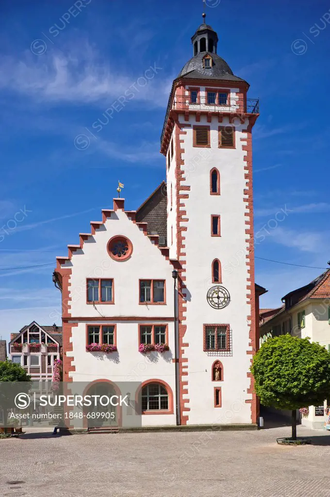 Market square with town call, Mosbach, Odenwald, Rhein-Neckar-Kreis district, Baden-Wuerttemberg, Germany, Europe