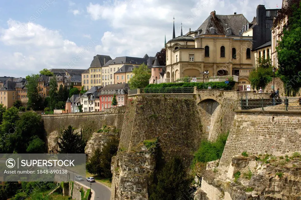 View of the city fortifications and the Corniche district in the upper town above the valley of the Alzette River, Luxembourg