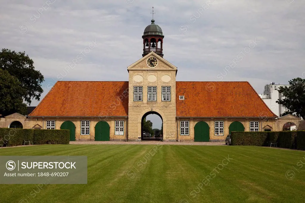 Bailey, Augustenborg Slot, Augustenborg Palace, Als, South Jutland, Denmark, Scandinavia, Europe