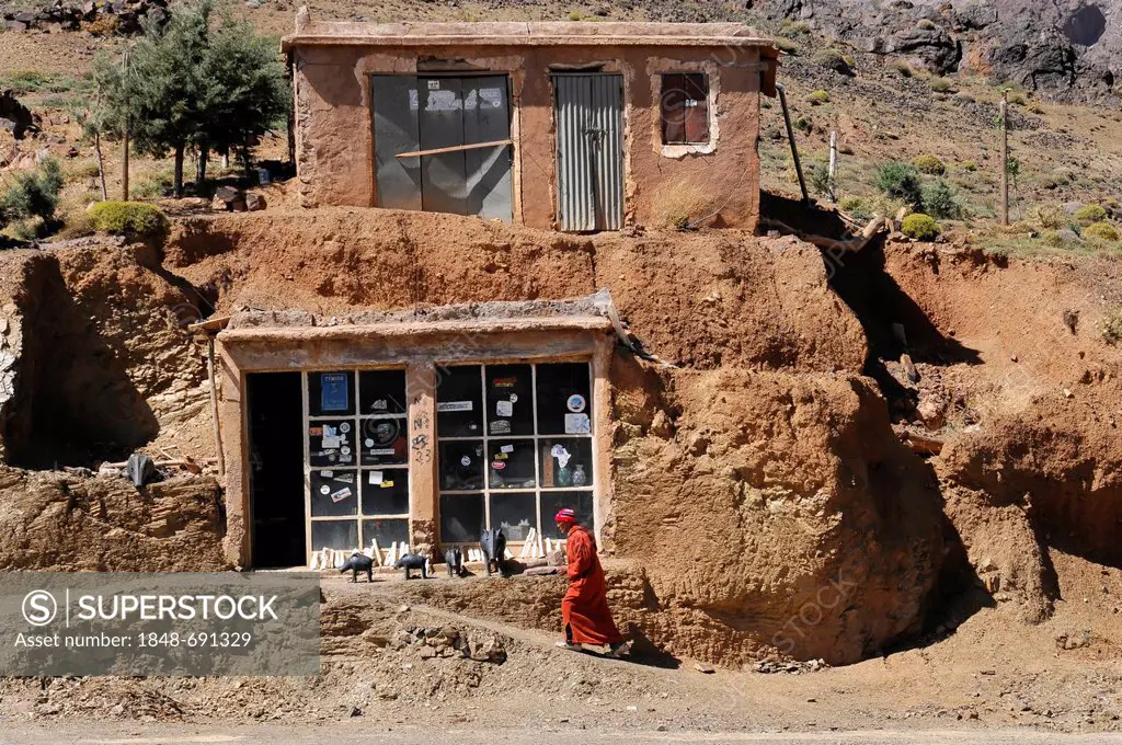Souvenir shop in the rock, near Tichka Pass, Col du Tichka, 2260m, Morocco, Africa