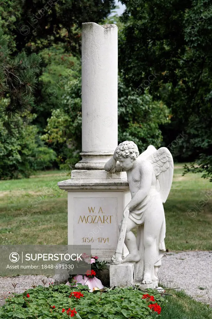 Tomb of Wolfgang Amadeus Mozart, St. Marxer Friedhof cemetery, Biedermeier-cemetery, Vienna, Austria, Europe