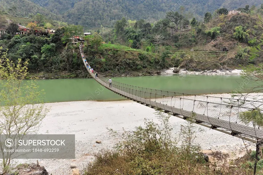 Steel suspension bridge, Dudh Kosi valley, Solukhumbu, Khumbu, Nepal, Asia