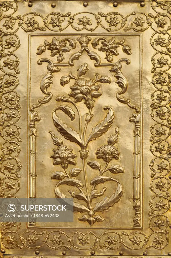 Gold decoration, Harmandir Sahib or Golden Temple, Sikh sanctuary, Amritsar, Punjab, North India, India, Asia
