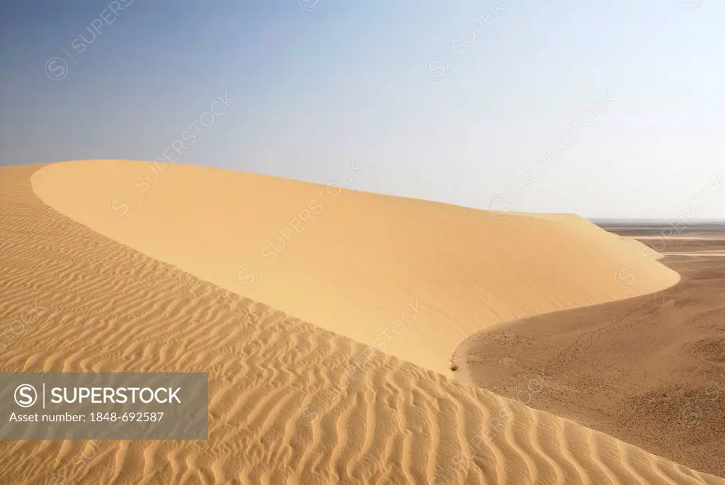 Dunes near the Temple of Qasr Dush, Kharga Oasis, Western Desert, Libyan Desert, Egypt, Africa