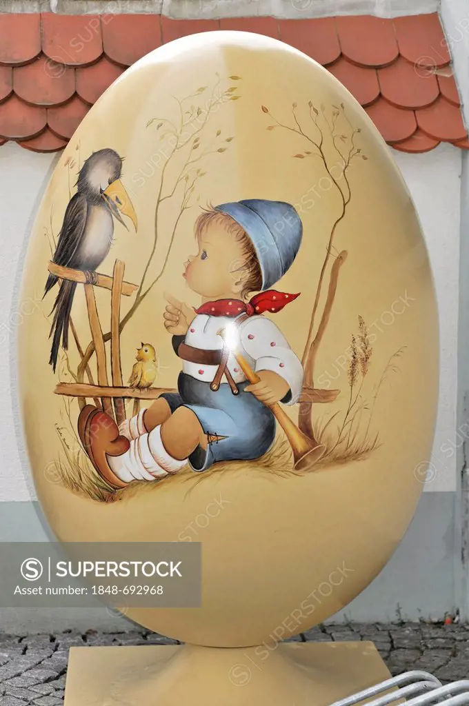 Painted egg at an entrance, about 140 cm high, Steinhausen, Baden-Wuerttemberg, Germany, Europe