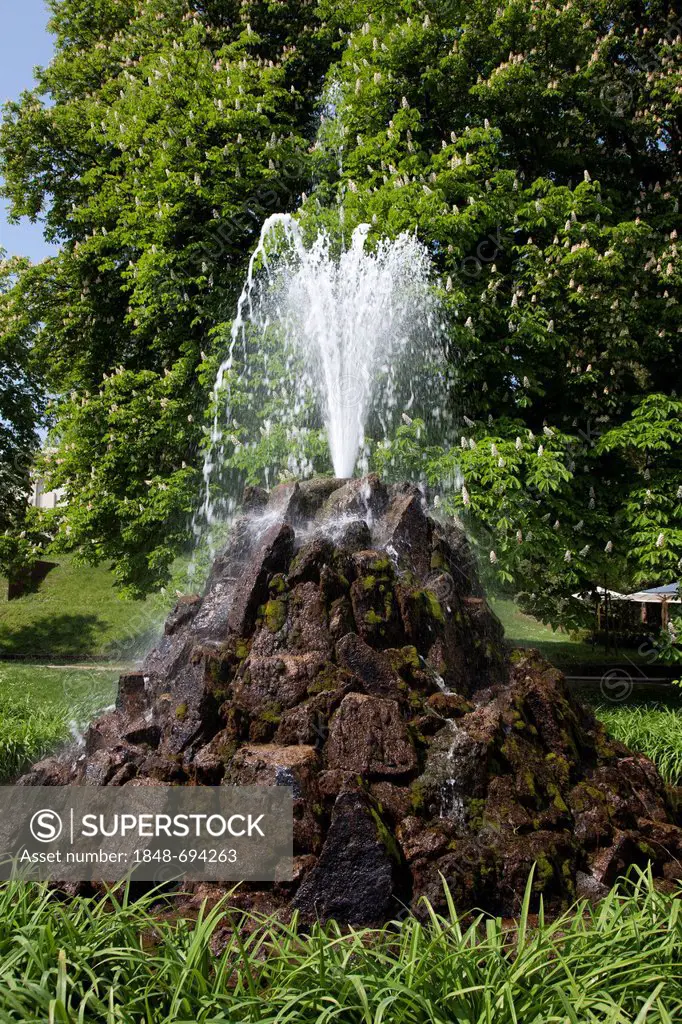 Fountain in the Kurpark spa gardens, Baden-Baden, Black Forest, Baden-Wuerttemberg, Germany, Europe