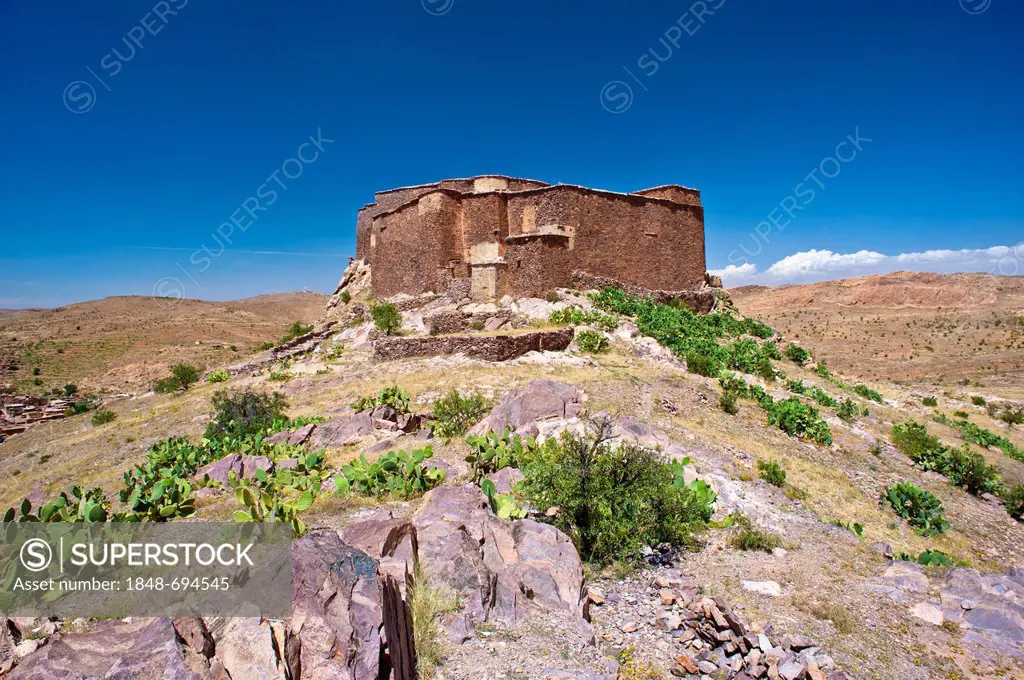 Fortified granary, Agadir Tasguent, on a mountain top, Anti-Atlas Mountains, southern Morocco, Morocco, Africa