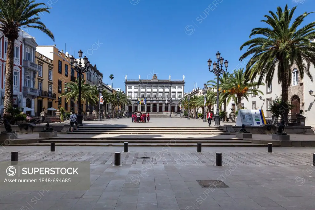 Plaza Santa Ana square, Vegueta, historic town centre of Las Palmas, Las Palmas de Gran Canaria, Gran Canaria, Canary Islands, Spain, Europe, PublicGr...