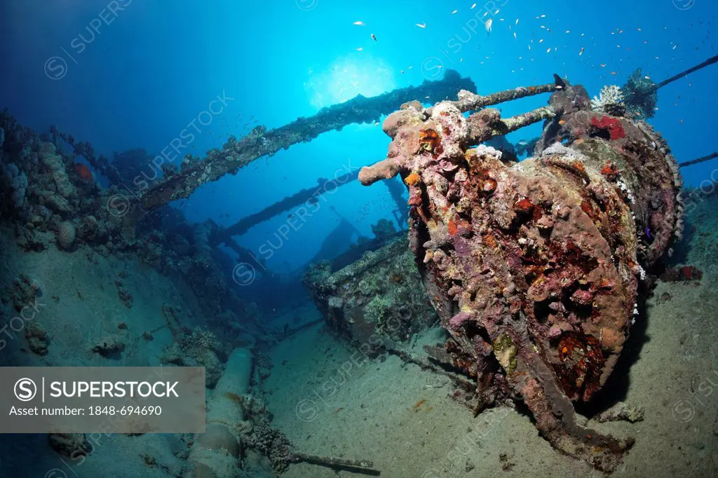 Superstructure, winch, shipwreck, tanker, S.S. Turbo, build 1912, sank on 4/4/1942 during World War II, hit by Italian torpedo, Diver, Abu Dias, Ras B...