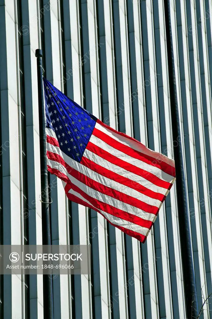 American flag, high-rise building, Financial District, Manhattan, New York City, USA, America, PublicGround