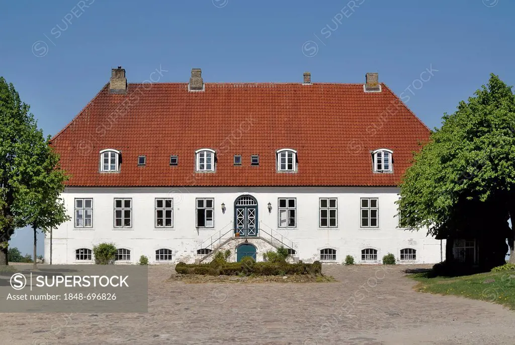 Old manor house, Rendsburg-Eckernfoerde, Schleswig-Holstein, Germany, Europe