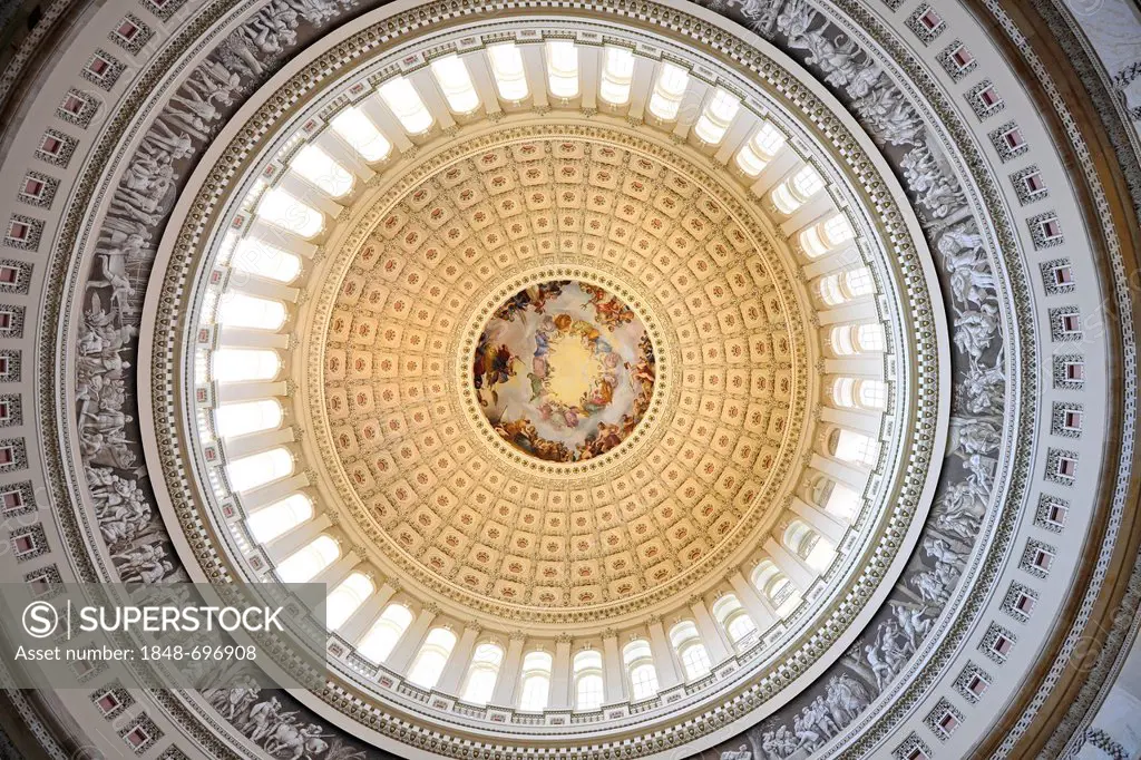Rotunda of the dome, fresco Apotheosis of Washington by Constantino Brumidi, United States Capitol, Capitol Hill, Washington DC, District of Columbia,...