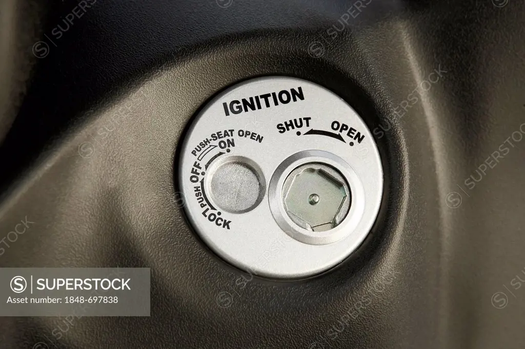Ignition lock, Suzuki Sixteen 125 scooter