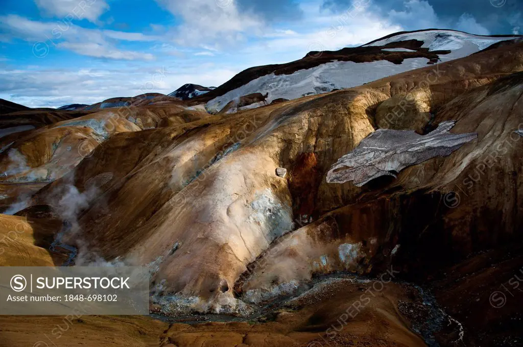 Hot springs and Rhyolite Mountains, Kerlingarfjoell, Highlands, Iceland, Europe