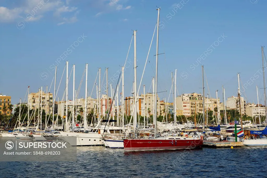 Sailing yachts in the marina, Darsena del Comerc, Port Vell, Barcelona, Catalonia, Spain, Europe, PublicGround