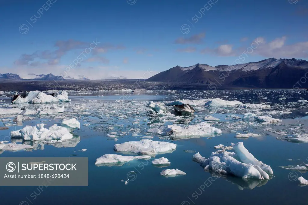 Joekulsarlon Glacier Lagoon, South Iceland, Iceland, Europe