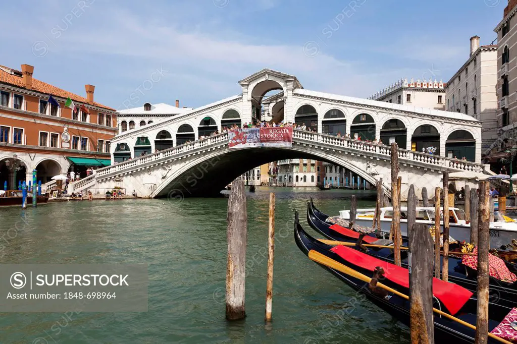 Rialto Bridge over the Grand Canal in Venice, Italy, Europe