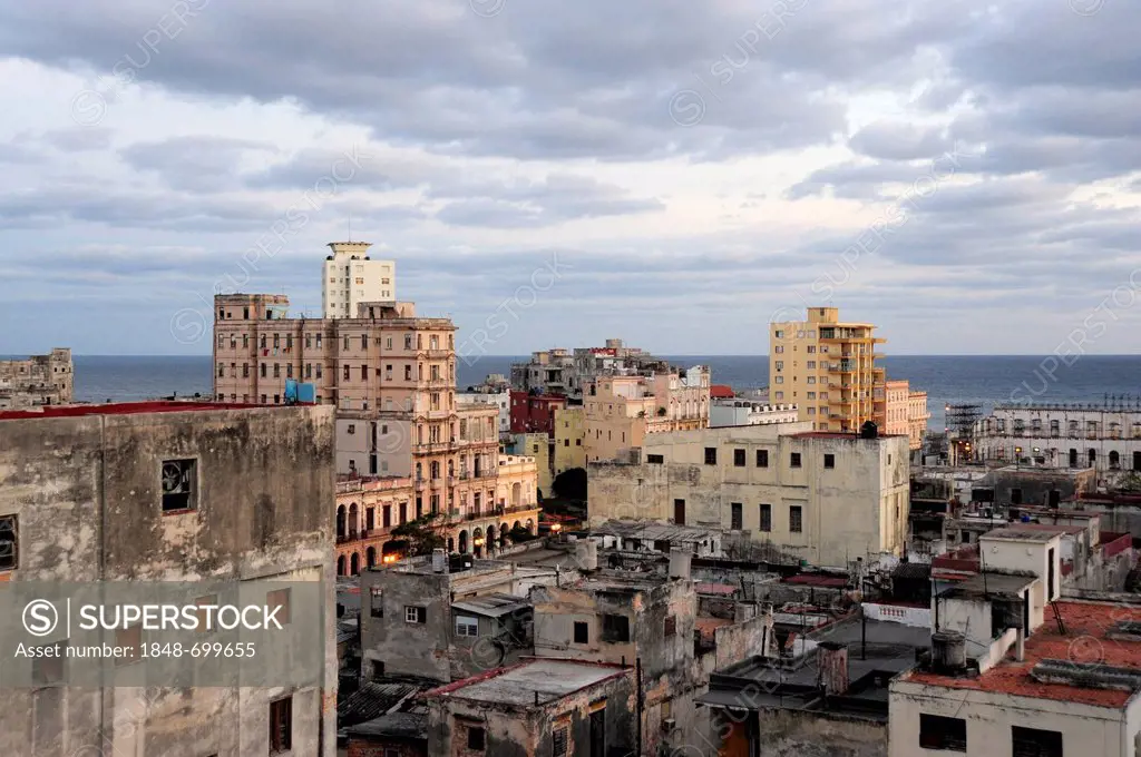 View over the roofs, city center of Havana, Centro Habana, Cuba, Greater Antilles, Gulf of Mexico, Caribbean, Central America, America