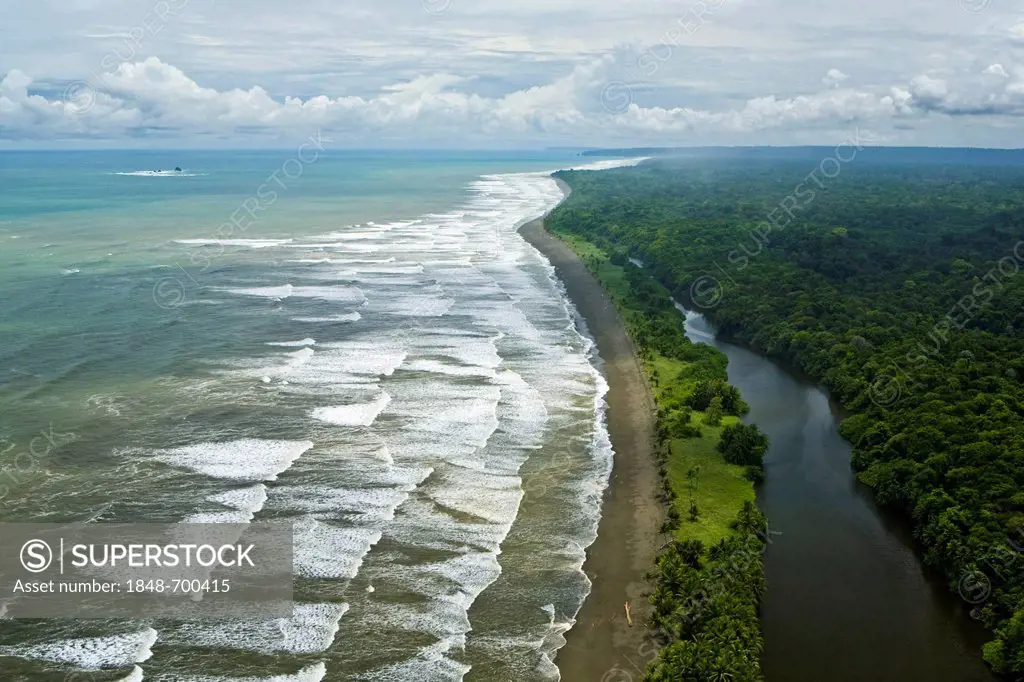 Aerial view, Pacific coast at the Corcovado National Park on the Osa Peninsula, Puerto Jimenez, Coasta Rica, Central America