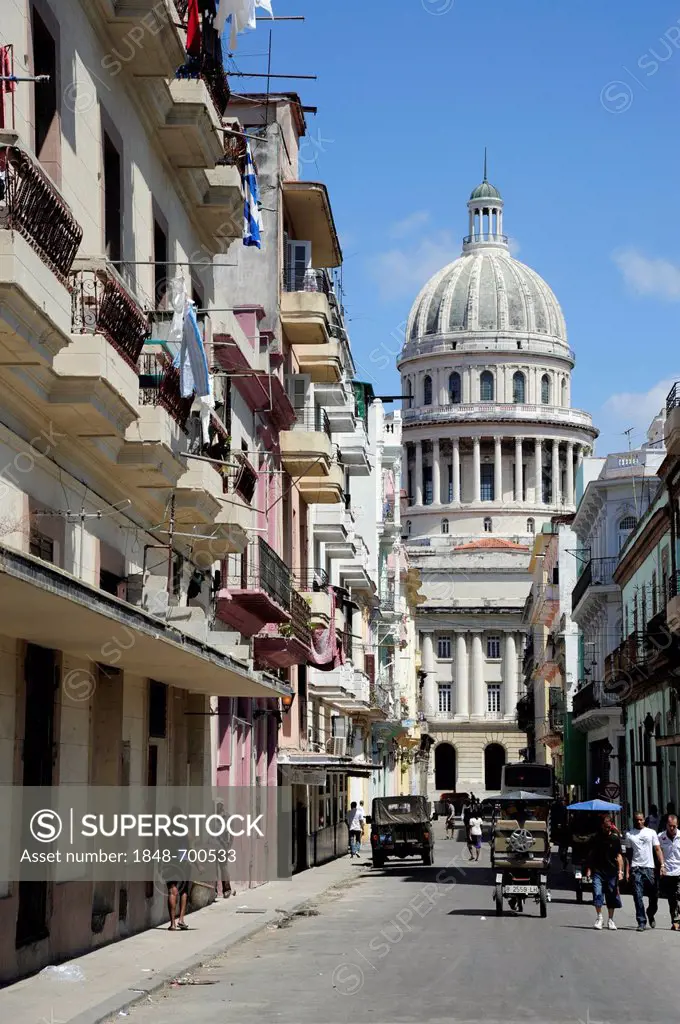 Street to the Capitolio Nacional, a building in the style of neoclassicism, city centre of Havana, Centro Habana, Cuba, Greater Antilles, Caribbean, C...