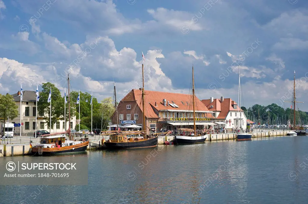 Harbour with sailing ships, Neustadt in Holstein, Schleswig-Holstein, Germany, Europe