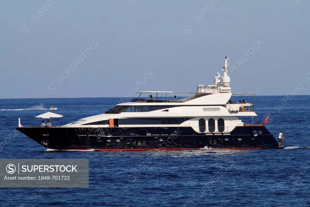 Motor yacht, Opportunity, built by Harwal Marine, length of 32.48 metres, built in 2008, on the Côte d'Azur, France, Europe