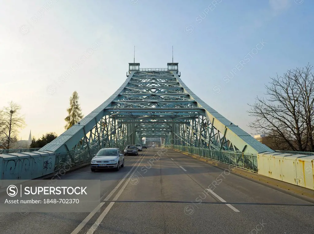 Blaues Wunder or Loschwitzer Bruecke bridge, Dresden, Saxony, Germany, Europe, PublicGround