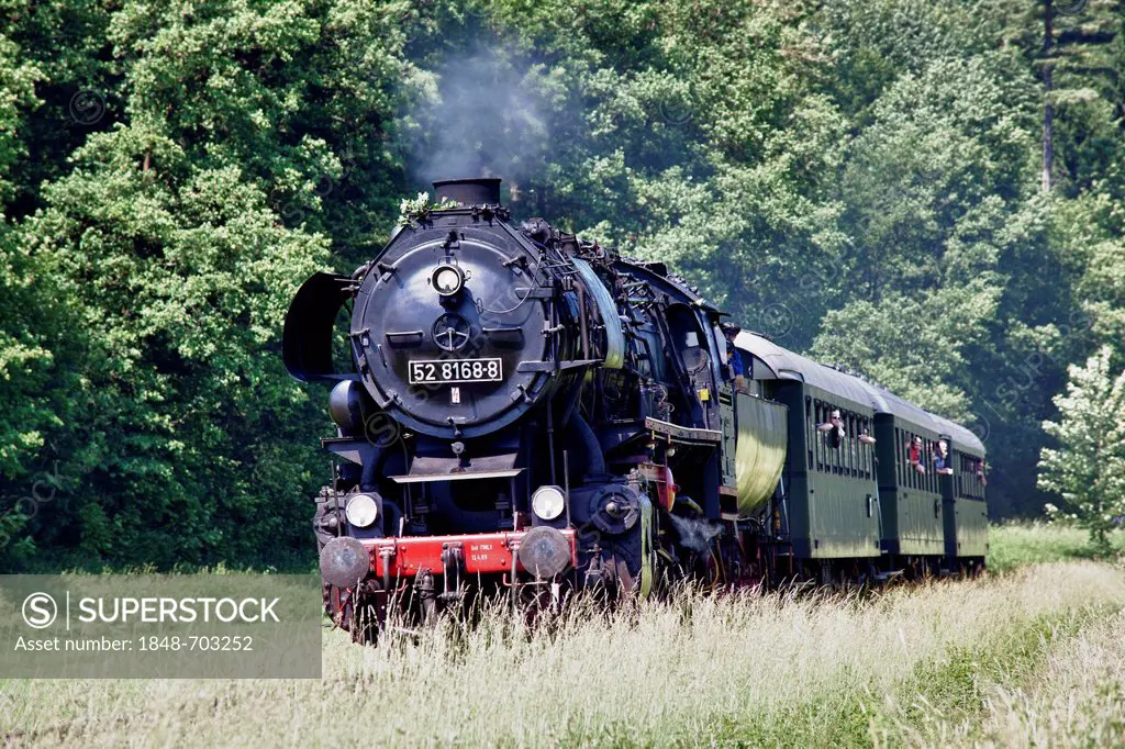 Steam locomotive, Class 52, express locomotive of Deutsche Reichsbahn