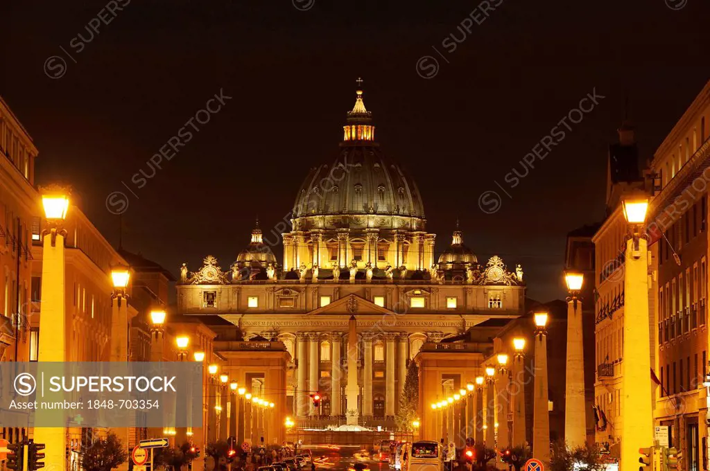 St. Peter's Basilica, illuminated at night, Via della Conciliazione, Vatican, Rome, Italy, Europe