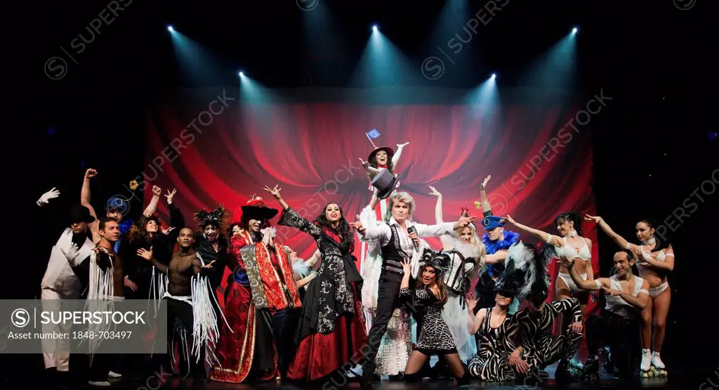 Dutch magician Hans Klok and company, The Houdini Experience, Peacock Theatre, London, England, United Kingdom, Europe