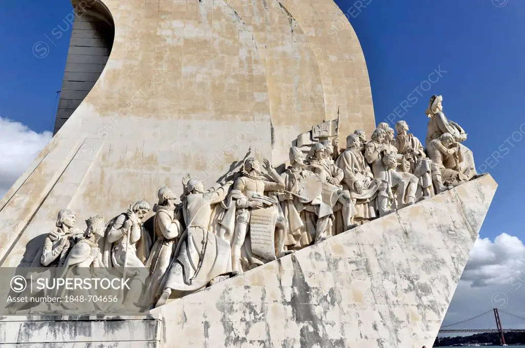 Padrao dos Descobrimentos, Monument to the Discoveries, monument with major Portuguese seafaring figures on the banks of the Rio Tejo, Tagus river, Be...